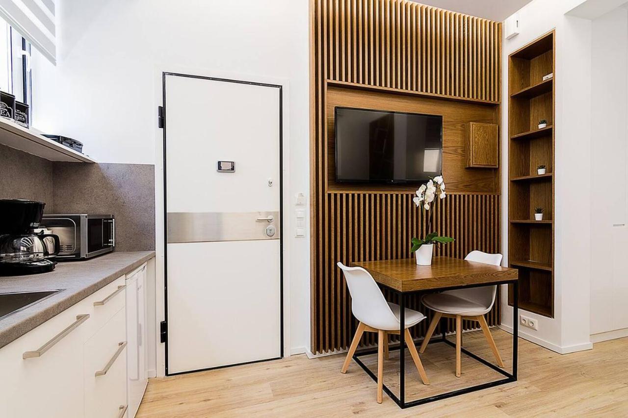 Emily In Athens - Central Modern Flat Syntagma E4 Εξωτερικό φωτογραφία