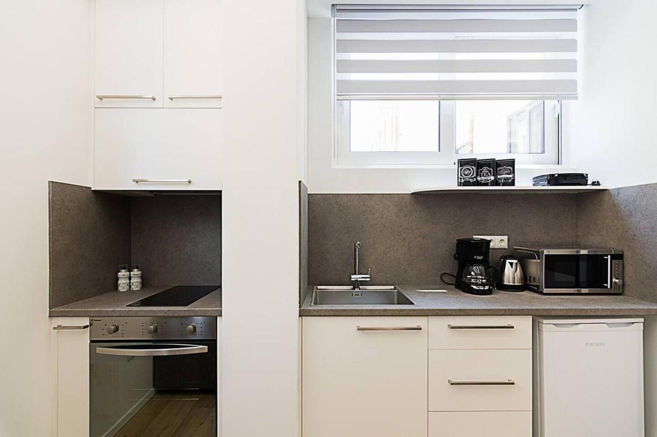 Emily In Athens - Central Modern Flat Syntagma E4 Εξωτερικό φωτογραφία