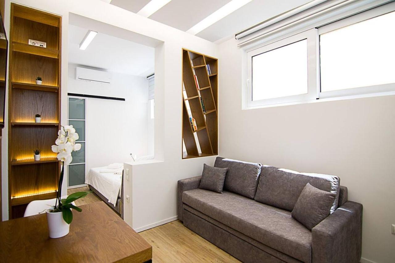 Emily In Athens - Central Modern Flat Syntagma E4 Εξωτερικό φωτογραφία